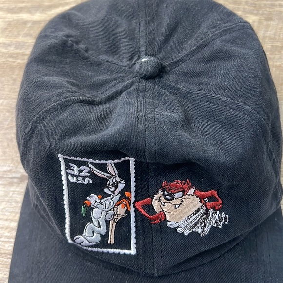 Vintage Warner Brothers Bugz & Taz Snackback Hat OS - Picture 2 of 4
